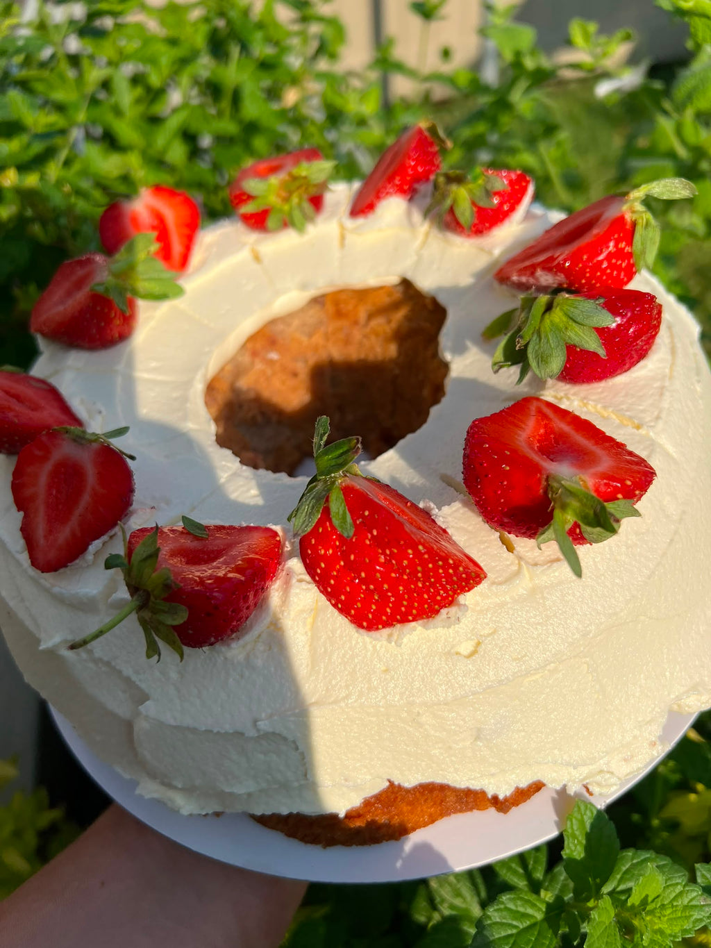 BESPOKE CAKES