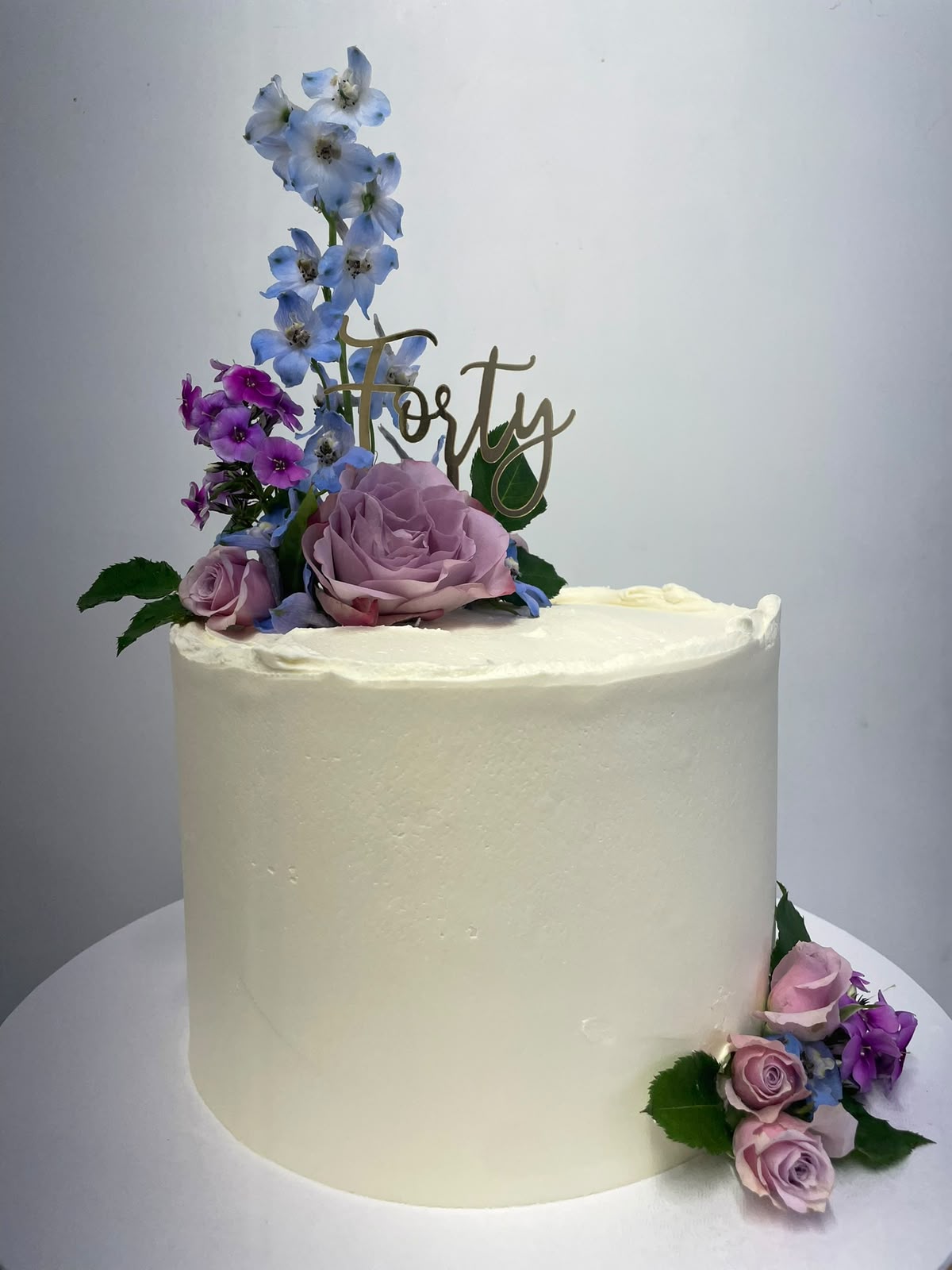 BESPOKE CAKES